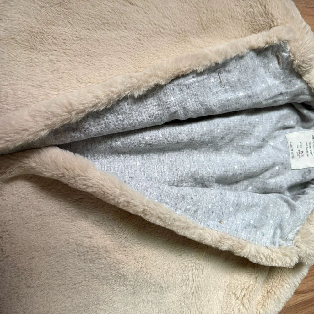 Zara Cream Faux Fur Cape